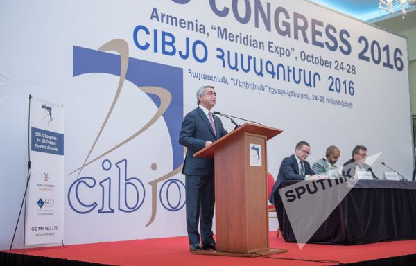 Президент Армении принял участие в конгрессе всемирной конфедерации ювелиров Меридиан Экспо в Ереване - Sputnik Армения