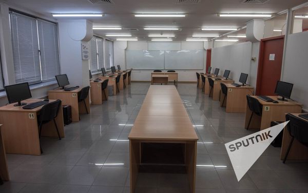 Училище при Министверстве финансов РА Училище при Министверстве финансов РА - Sputnik Армения