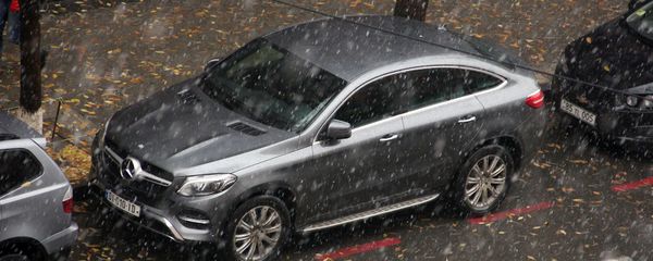 Платная автостоянка , паркинг. - Sputnik Армения