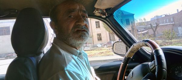 Водитель такси Сережа, который остался без ног и потерял несколько пальцев - Sputnik Արմենիա