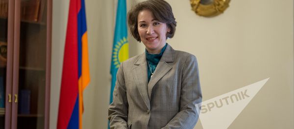 Супруга посла Казахстана в Армении Асель Уразаева - Sputnik Արմենիա