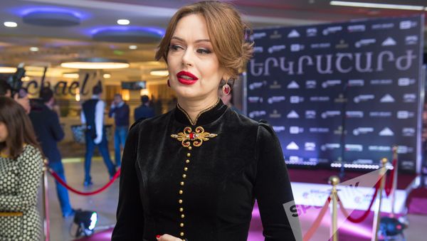 Премьера фильма Землетрясение. Ирина Безрукова - Sputnik Армения