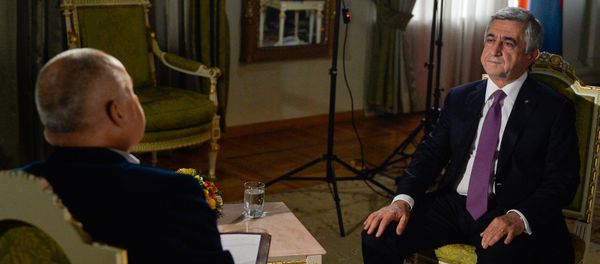 Президент Армении Серж Саргсян дал интервью генеральному директору МИА Россия сегодня Дмитрию Киселеву для Sputnik Армения Президент Армении Серж Саргсян дал интервью генеральному директору МИА Россия сегодня Дмитрию Киселеву для Sputnik Армения - Sputnik Армения