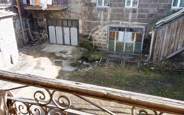 Дом Векиляна, где снимали фильм Танго нашего детства Дом Векиляна, где снимали фильм Танго нашего детства - Sputnik Армения