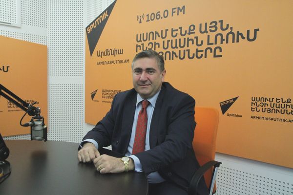 Артур Хачатрян в гостях у радио Sputnik Армения  - Sputnik Արմենիա