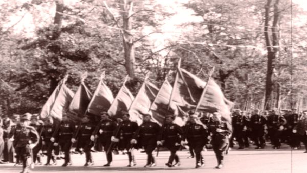 Спутник_Парад в Берлине, преданный забвению. Съемки 1945 года - Sputnik Армения