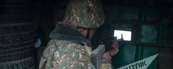 Военнослужащий армянской армии на боевом посту Военнослужащий армянской армии на боевом посту - Sputnik Армения