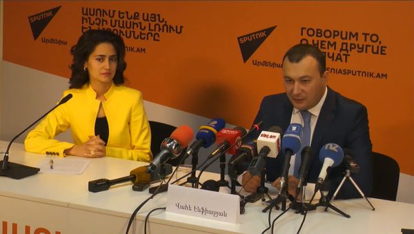 Sputnik Արմենիա մամուլի կենտրոնում կայացավ ԲՀԿ խմբակցության քարտուղար Վահե Էնֆիաջյանի ասուլիսը - Sputnik Արմենիա