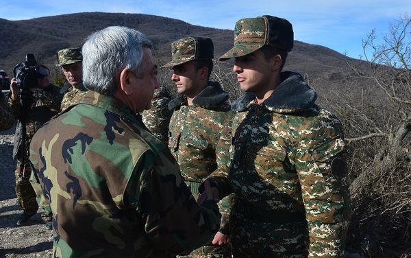 Նախագահը պարգևատրել է զինծառայողներին - Sputnik Արմենիա