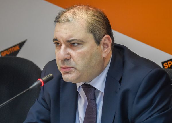 Политолог Александр Маркаров - Sputnik Արմենիա