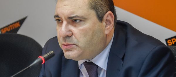 Политолог Александр Маркаров Политолог Александр Маркаров - Sputnik Армения