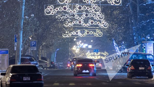 Новогодняя иллюминация Еревана  - Sputnik Армения