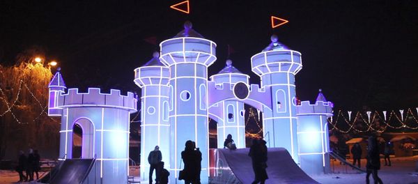 «Սառցե քաղաքը» բացվել է երևանցնիների և Երևանի հյուրերի համար - Sputnik Արմենիա