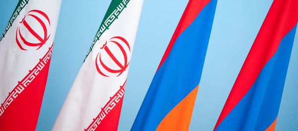Флаги Ирана и Армении Флаги Ирана и Армении - Sputnik Армения