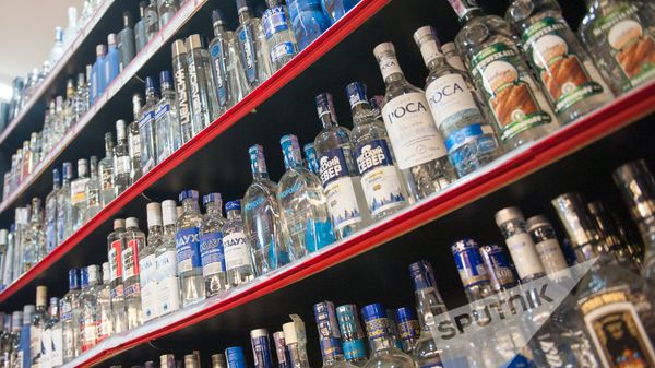 Водка в магазине - Sputnik Армения