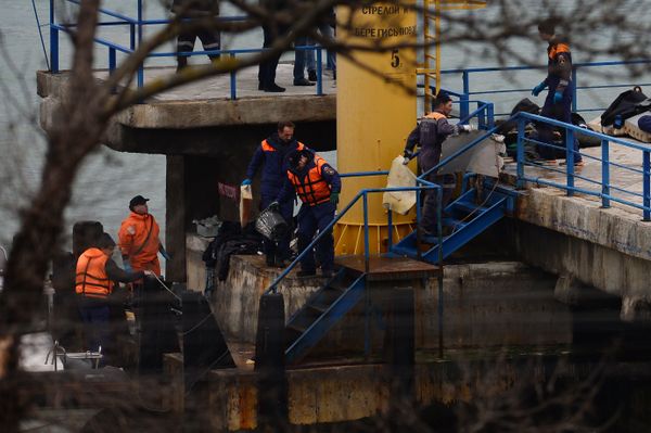 Поисково-спасательные работы на месте крушения самолёта Ту-154 Минобороны РФ в Сочи Поисково-спасательные работы на месте крушения самолёта Ту-154 Минобороны РФ в Сочи - Sputnik Армения