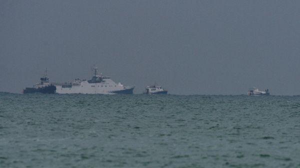 Поисково-спасательные работы на месте крушения самолёта Ту-154 Минобороны РФ в Сочи - Sputnik Армения