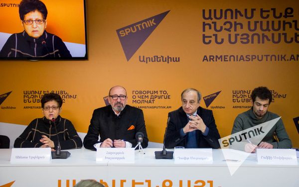 П/к пресс-конференция, посвященная первой кинопремии для отечественных фильмов Анаит П/к пресс-конференция, посвященная первой кинопремии для отечественных фильмов Анаит - Sputnik Армения