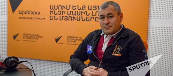 Акоп Серобян в гостях у радио Sputnik Армения Акоп Серобян в гостях у радио Sputnik Армения - Sputnik Армения