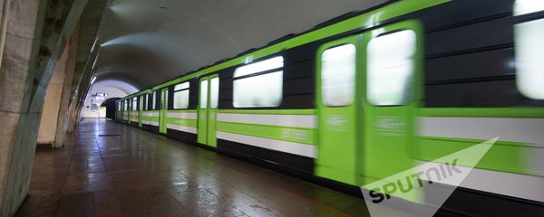 Новые вагоны в ереванском метро Новые вагоны в ереванском метро - Sputnik Армения