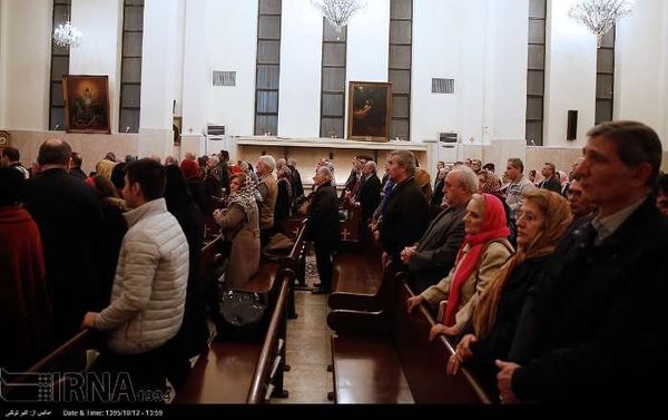 Армяне Ирана встречают Новый год в соборе Святого Саркиса в Тегеране Армяне Ирана встречают Новый год в соборе Святого Саркиса в Тегеране - Sputnik Армения