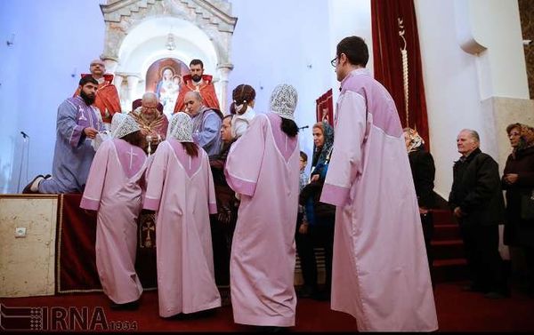 Армяне Ирана встречают Новый год в соборе Святого Саркиса в Тегеране Армяне Ирана встречают Новый год в соборе Святого Саркиса в Тегеране - Sputnik Армения