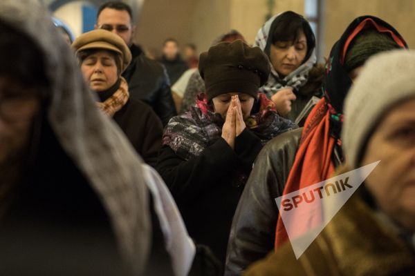 богослужение в Армянской церкви богослужение в Армянской церкви - Sputnik Армения
