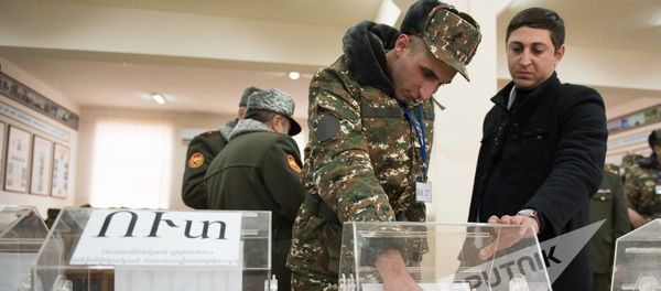 Зимний призыв в армию 2017, Ереван. Жеребьевка - Sputnik Արմենիա
