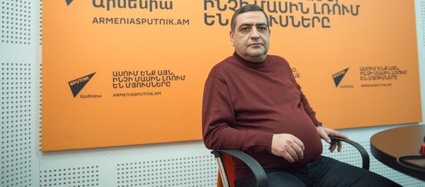 Тигран Геворгян в гостях у радио Sputnik Армения - Sputnik Армения