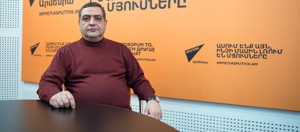 Тигран Геворгян в гостях у радио Sputnik Армения - Sputnik Արմենիա