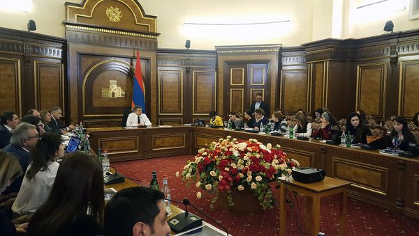 Пресс-конференция Карена Карапетяна - Sputnik Արմենիա