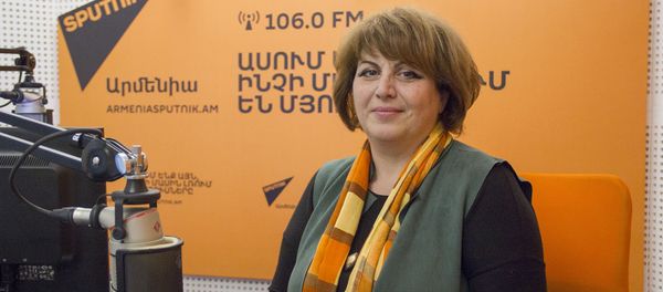 Жанна Крикорова в гостях у радио Sputnik Армения Жанна Крикорова в гостях у радио Sputnik Армения - Sputnik Армения
