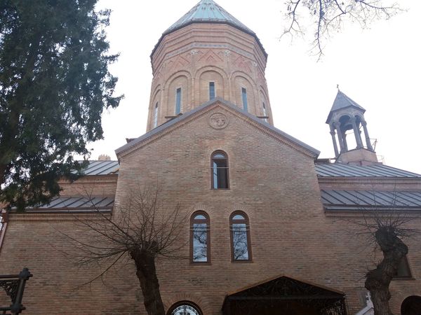 Армянская Апостольская церковь Сурб Геворг в Тбилиси Армянская Апостольская церковь Сурб Геворг в Тбилиси - Sputnik Армения