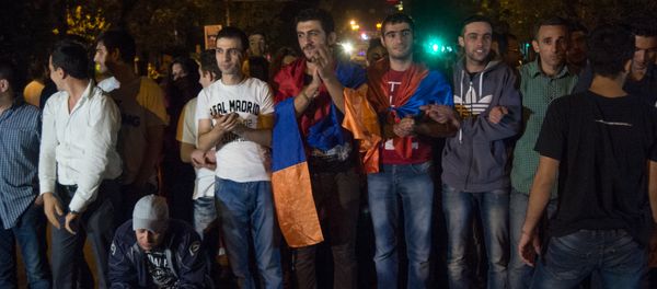Митинг на улице Баграмяна - Sputnik Արմենիա