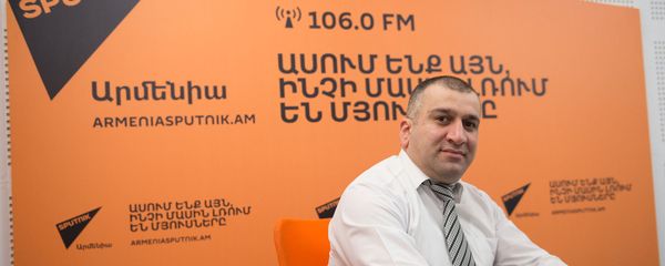 Мнацакан Бичахчян в гостях у радио Sputnik Армения - Sputnik Արմենիա