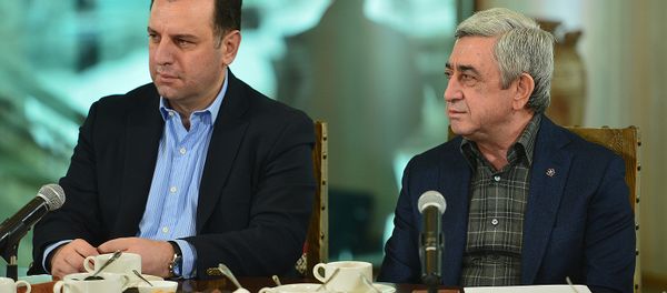 Президент Саргсян встретился с демобилизованными солдатами - Sputnik Армения