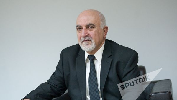 Паруйр Айрикян - Sputnik Արմենիա