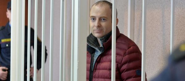 Блогер Александр Лапшин в зале суда - Sputnik Армения