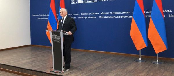 ՀՀ արտգործնախարար Էդվարդ Նալբանդյանը բլոգեր Լապշինի հետ կապված իրավիճակը խայտառակություն է որակել - Sputnik Արմենիա