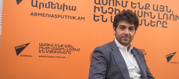 Сергей Смбатян в гостях у радио Sputnik Армения - Sputnik Արմենիա