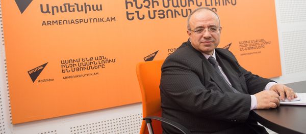 Серго Ерицян в гостях у радио Sputnik Армения - Sputnik Արմենիա