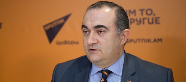 Теван Погосян - Sputnik Արմենիա