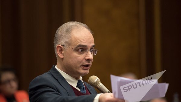 Левон Зурабян. Заседание Национального собрания РА, 08.02.2017 - Sputnik Армения