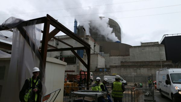 Атомная электростанция Фламанвиль, архивное фото - Sputnik Армения