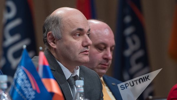 Второй съезд партии Возрождение. Мгер Шахгелдян - Sputnik Արմենիա