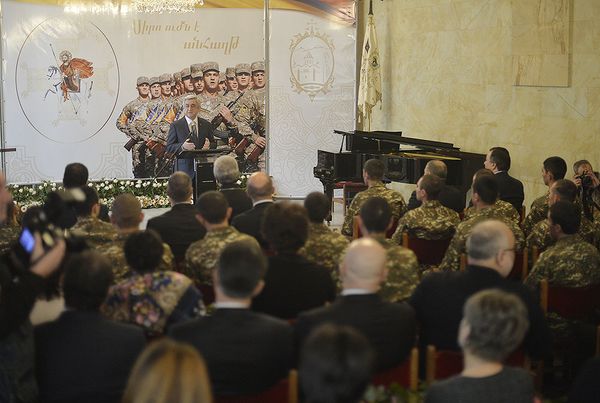 Серж Саргсян принял участие в день Св. полководца Саргиса  - Sputnik Армения