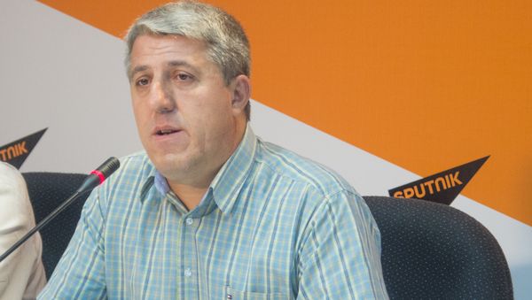 Вардан Восканян, заведующий кафедрой иранистики факультета востоковедения Ереванского государственного университета - Sputnik Армения