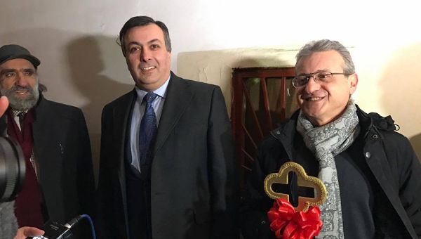 Ереванский государственный театр пантомимы получил здание. Армен Амирян и Жирайр Дадасян - Sputnik Արմենիա
