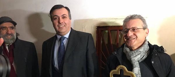 Ереванский государственный театр пантомимы получил здание. Армен Амирян и Жирайр Дадасян - Sputnik Արմենիա