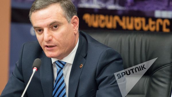Конференция на тему Блокада Степанакерта. 25 лет спустя. Артак Закарян  - Sputnik Армения